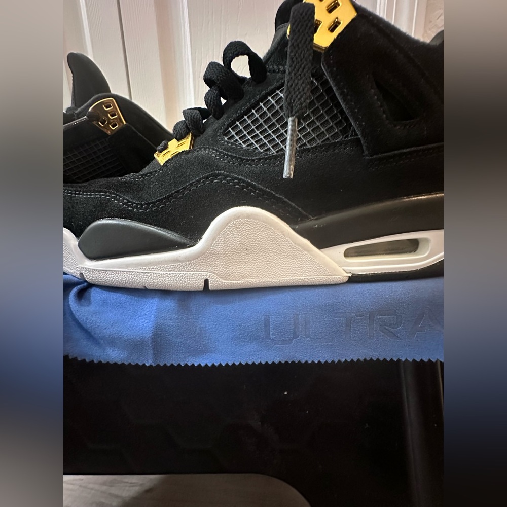 Air Jordan 4 Retro Royalty - Picture 8 of 13